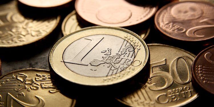 EUR/USD could slip back to the mid-1.1700s – UOB