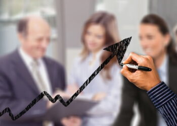 Should Investors Buy Shares Of Discount Brokers?