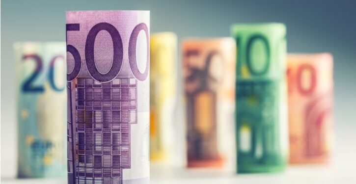 EUR/USD eyes 1.1965 | Currency Live