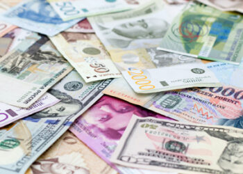 Understanding the Different Types of Currency Exchange Contracts