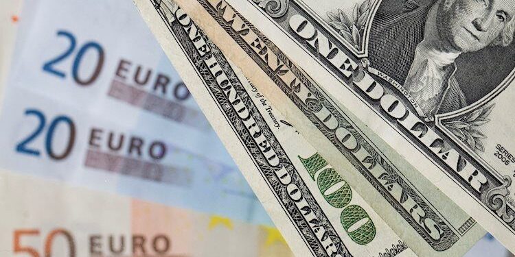 EUR/USD running on fumes. forthcoming reversal seems very probable