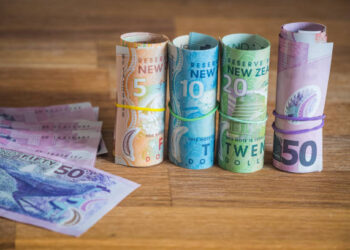 Most Markets Shrug Sanctions on Russia, NZD Jumps after Hawkish RBNZ