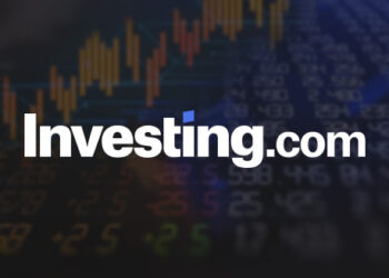 EUR/USD Back Below 1.0500, Posts Third Consecutive Weekly Decline