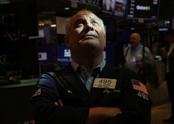Fed’s Stern Message Amplifies Worries About Stock Valuations