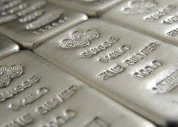 Silver Price Forecast: Rally Stalls at August High