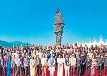 Dump old ways, think out of the box to promote national interest, says PM- The New Indian Express