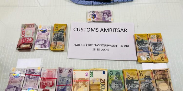 Bid to smuggle foreign currency foiled at airport : The Tribune India