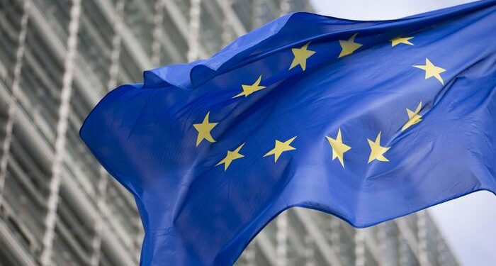 ECB Hike Rates by 50bps, EUR/USD Moves Higher