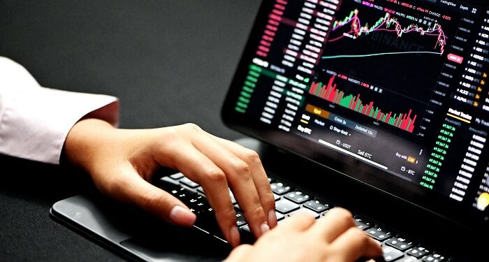 Risks, Opportunities, Pros, & Cons for Forex Traders in 2023 – The Yucatan Times