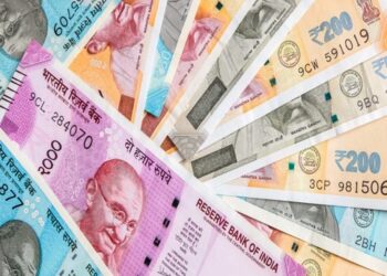 Rupee falls over 11 pc in 2022 — worst since 2013