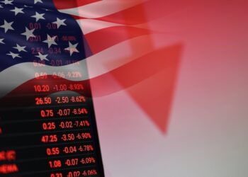 Bye-bye-bye soft landing, tech woes drag stocks down, BOC ready to pause hikes, bitcoin lower on risky asset selloff