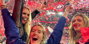 Georgia Brokers Trek Across Country To Cheer On Bulldogs
