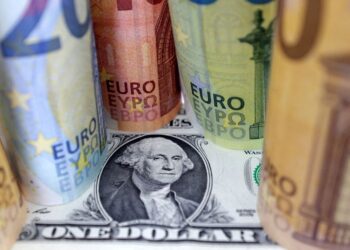 Swedish crown rallies after central bank rate hike