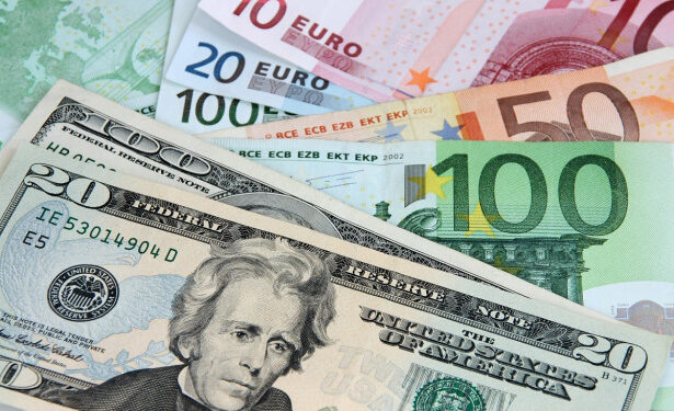 EUR/USD Weekly Forecast – Euro Continues to Fall