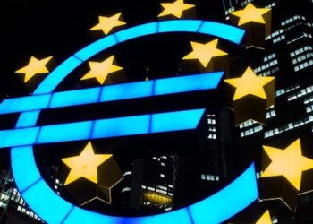 EUR/USD Technical Analysis – More Downside Expected?