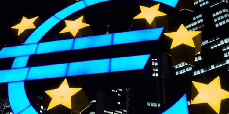 EUR/USD Technical Analysis – More Downside Expected?