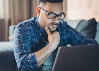 Brokers name 3 ASX shares to buy now 10 February 2022