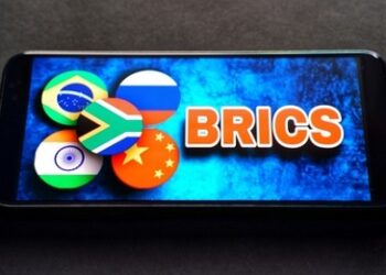 Ditch the dollar movement grows as Moscow calls for the creation of a common BRICS currency