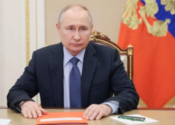 Russia’s top spy agency is worried that domestic banks don’t have enough foreign currency, report says