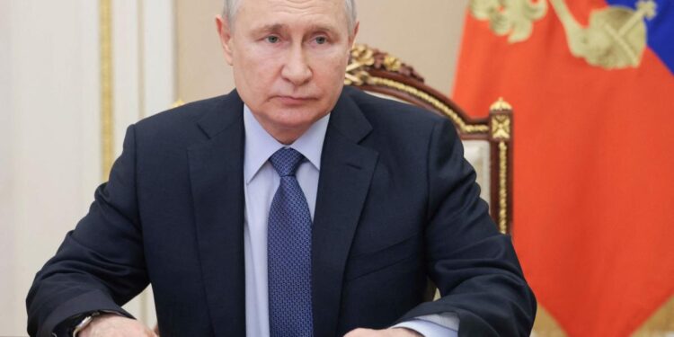 Russia’s top spy agency is worried that domestic banks don’t have enough foreign currency, report says