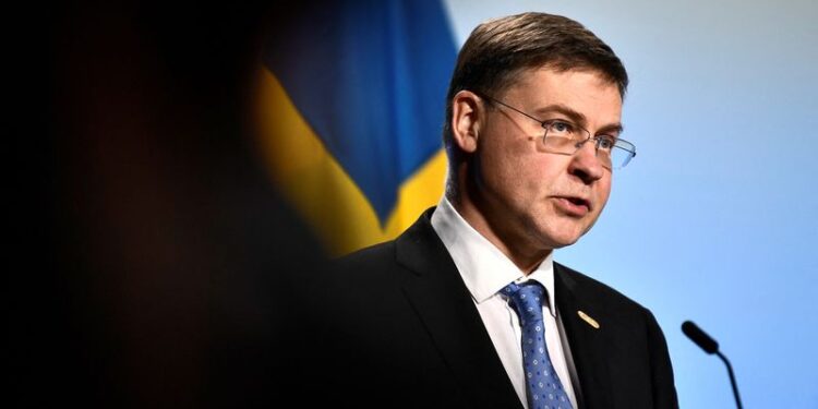 EU urges firm results, green alliance from US trade talks