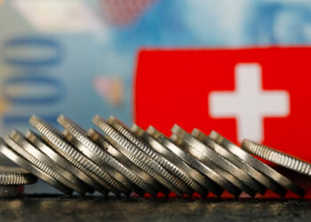Dollar Recovers Shrugging GDP Miss, Swiss Franc Reversing
