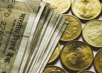 Here’s how the Indian rupee is performing against the dollar among 6 Asian currencies