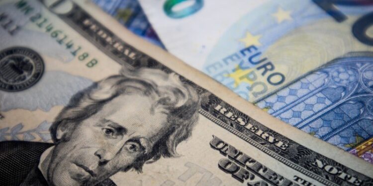 FX Daily: EUR/USD zeroing in on 1.10 | article|podcast