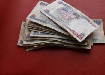 Naira Value Falls At Official Market Ahead Inauguration