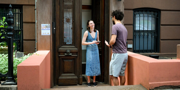 ‘Vegan Landlord’ Seeks Tenant for Sunny Apartment. There’s a Catch.