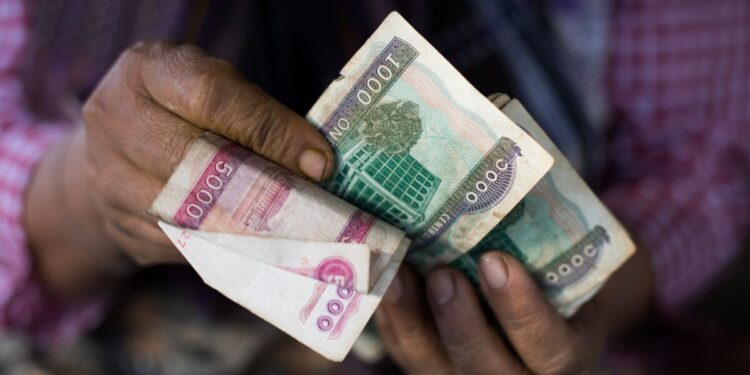 Myanmar Tightens Forex Trading to Prevent Kyat Depreciation