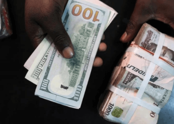 Naira trades at N795 per dollar in black market
