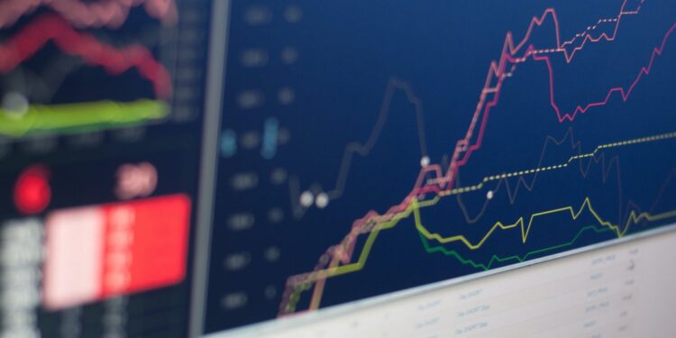 EUR/USD Consolidates Around 1.08 As Powell’s Speech Influences Market Sentiment