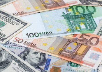 EUR/USD: EU-Leistungsbilanzüberschuss gestiegen | stock3