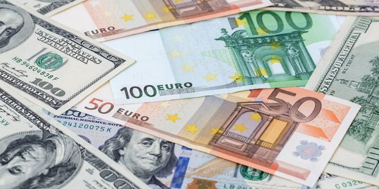 EUR/USD: EU-Leistungsbilanzüberschuss gestiegen | stock3