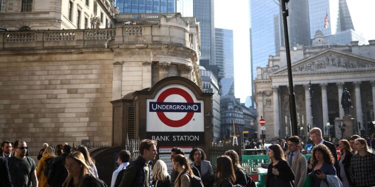 BoE’s Bailey says he’s puzzled by stubborn pay growth in UK -October 14, 2023 at 12:00 pm EDT