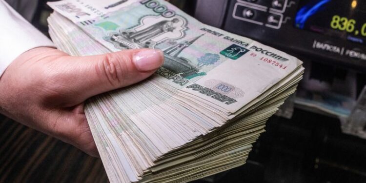 Reversing course, Bank of Russia endorses new currency controls -October 12, 2023 at 08:54 am EDT