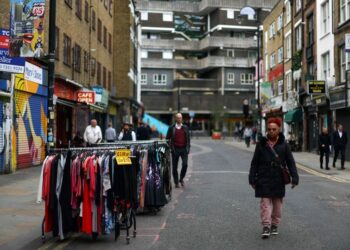 Inflation to dog world economy next year, postponing rate cut calls – Reuters poll -October 27, 2023 at 06:42 am EDT
