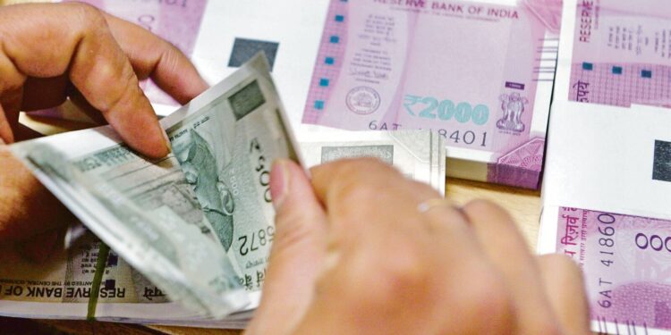 Rupee gains 5 paise to 83.22 against US dollar in early trade