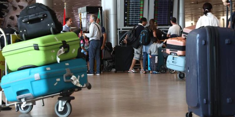 Israel’s currency is not expected to weaken further amid cental bank support, analysts say