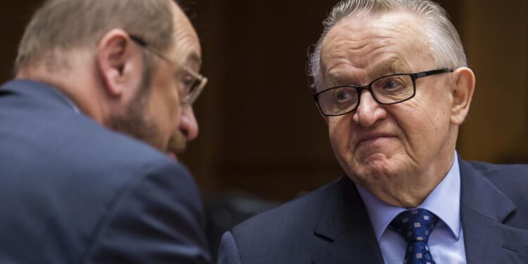 Martti Ahtisaari, former Finnish president, global peace broker and Nobel Peace Prize winner, dies | Obituaries