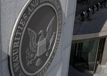 US SEC proposes limits on brokerage trading rebates