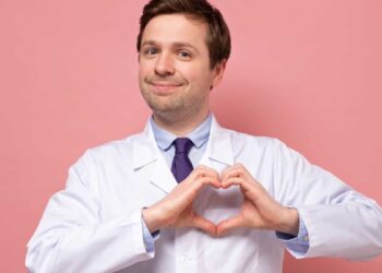 Broker says this ASX 300 healthcare share can rise 60% in 12 months