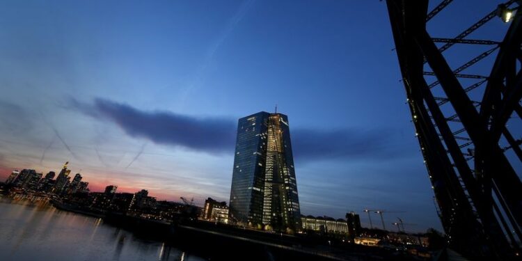 European stocks experience significant shifts; currency and bond yields decline By Investing.com