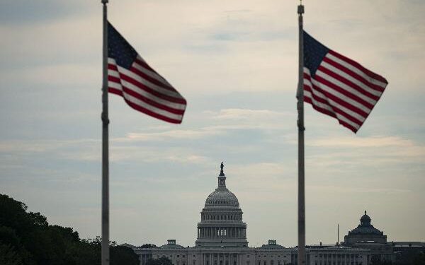 Survey: US rates higher for longer