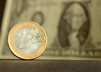 Rosną problemy euro. Czynniki wpływające na kurs EUR/USD