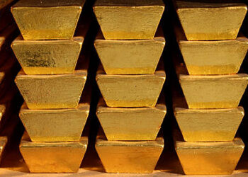 Gold and Oil Prices Rise Amidst Re-escalating Middle East Tensions