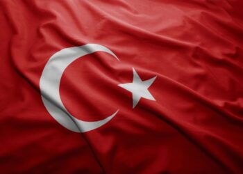The Turkish Lira Expands its Losses