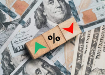 Kurs EUR/USD runął do 1,054! Dolar z opóźnieniem reaguje na odczyt CPI