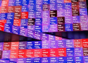 Japan exchange to test stock trades in foreign currencies, eyeing Asian money